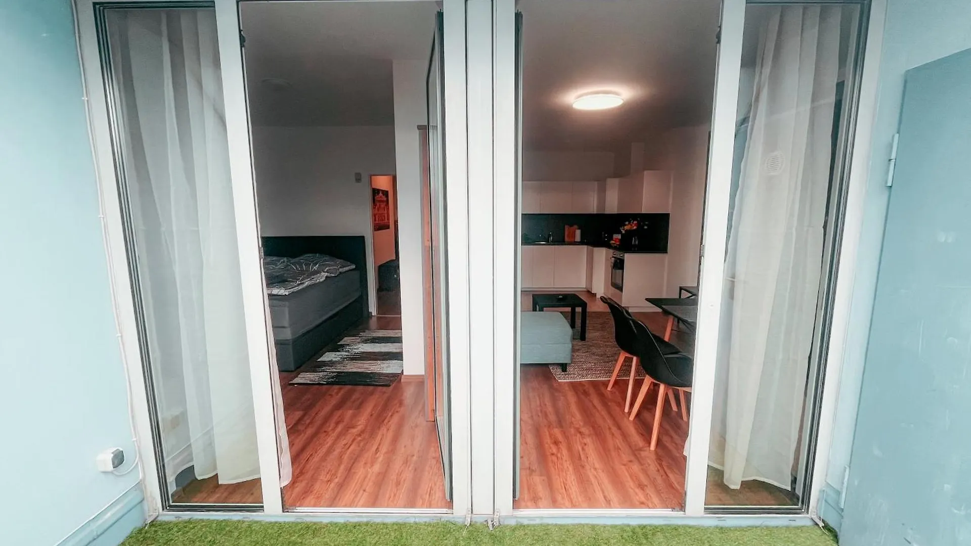 Vienna Shopping Center 3 Apartment 0*,  Österreich